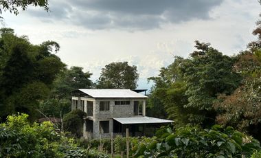 EN VENTA CASA LOTE EN MUNDONUEVO