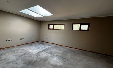 Valle Alegre, gran casa