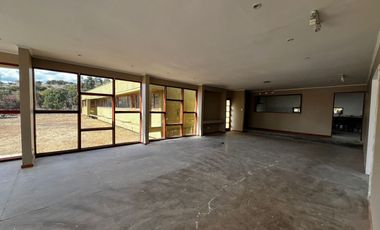 Valle Alegre, gran casa