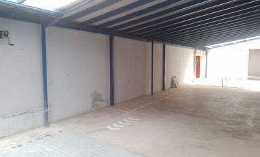 7984C Local independiente en arriendo en el sector Manila