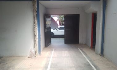 7984C Local independiente en arriendo en el sector Manila