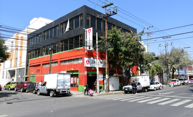 SE VENDE EDIFICIO CON LOCAL COMERCIAL.