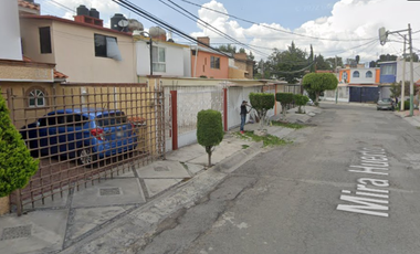 ¡APROVECHA ESTA INCREÍBLE OPORTUNIDAD DE HACER CRECER TU PATRIMONIO! Casa en REMATE BANCARIO Fraccionamiento Cumbria, Cuautitlán Izcalli, México. NO C