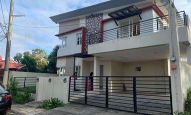 4 bedroom house and lot for sale in La Residencia Sta. Rosa Laguna near NUVALI