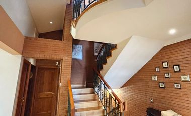 BROKER- JARDIN 7 DORM-6 BAÑOS-4ESTAC-PISCINA- 3 BODEGAS-VISTA MAR