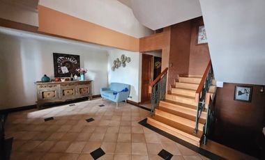 BROKER- JARDIN 7 DORM-6 BAÑOS-4ESTAC-PISCINA- 3 BODEGAS-VISTA MAR