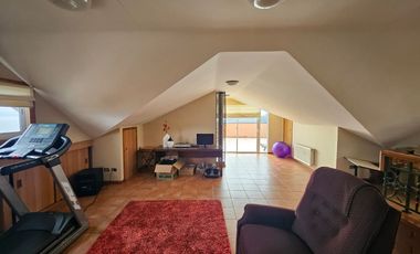 BROKER- JARDIN 7 DORM-6 BAÑOS-4ESTAC-PISCINA- 3 BODEGAS-VISTA MAR