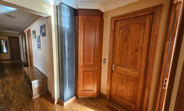 BROKER- JARDIN 7 DORM-6 BAÑOS-4ESTAC-PISCINA- 3 BODEGAS-VISTA MAR