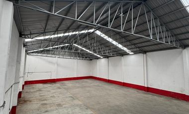 Se renta bodega comercial en San Andrés Cholula, Puebla.