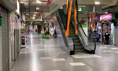 VENTA DE LOCAL COMERCIAL C.C. GALAXY PLAZA CHORRILLOS
