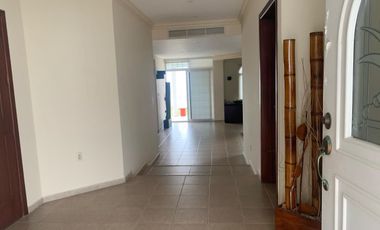 Casa en Venta en Costa de Oro
