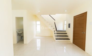Velmiro Uptown Solas Unit for Rent