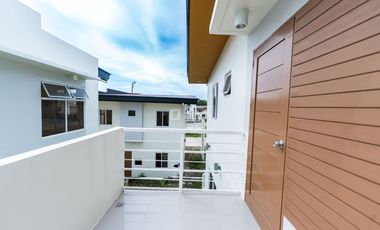 Velmiro Uptown Solas Unit for Rent