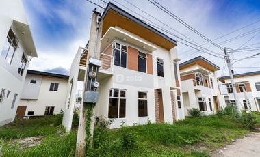 Velmiro Uptown Solas Unit for Rent
