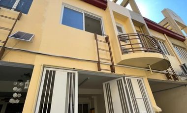 TOWNHOUSE FOR SALE NEAR CASH AND CARRY MAKATI