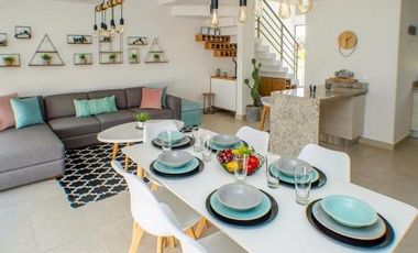 SE VENDE HERMOSA CASA EN PLAYA DEL CARMEN, SOLIDARIDAD, Q. ROO