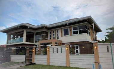 5 Bedroom Furnished house for Rent in Telabastagan City of San Fernando Pampanga