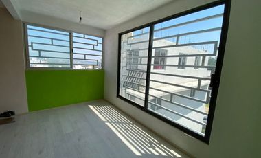 Se Vende Casa en REAL DEL LAGO, Circuito del Lago Poniente MZ 7 LT 7, Colonia del Lago, Villa Nicolás Romero, Estado de México, México
