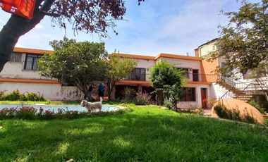 VENDO HERMOSA CASONA IDEAL HOTEL, ACADEMIA, RESIDENCIA Y/O PROYECTO, EN EL CERCADO DE AREQUIPA