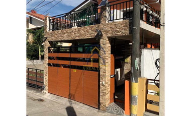 House and Lot for Sale in Las Pinas