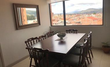 Lujoso Penthouse en venta 345m2C a pocas cuadras del centro de Cuenca
