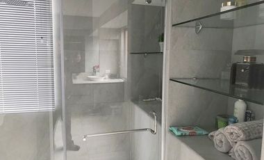 Lujoso Penthouse en venta 345m2C a pocas cuadras del centro de Cuenca