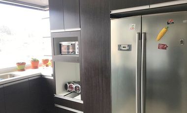 Lujoso Penthouse en venta 345m2C a pocas cuadras del centro de Cuenca