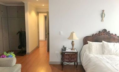 Lujoso Penthouse en venta 345m2C a pocas cuadras del centro de Cuenca