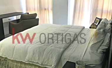 Penthouse Unit in The Levels by Filinvest