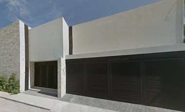 CASA ECONOMICA CON ALBERCA EN VENTA, PROPIEDAD ADJUDICADA - C. 21 440 E, Montebello, 97113 Mérida, Yuc.