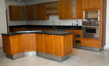 Casa en Renta para Oficina en Vallarta Poniente, de Lujo, Zapopan