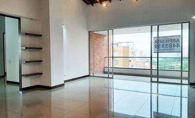 PR15846 Apartamento en arriendo en el sector El Esmeraldal, Envigado