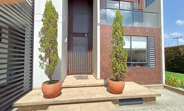 VENDO CASA CAMPESTRE EN COTA