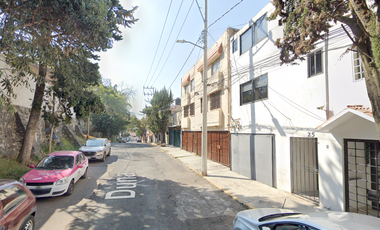 Oportunidad !! Venta de  Amplio Departamento en Remate Col. 1ra. Secc. Las Águilas, Álvaro Obregón.