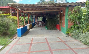 VENTA DE FINCA EN BARBOSA ANTIOQUIA.