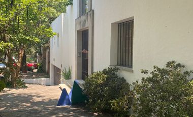 VENDO ESPECTACULAR RESIDENCIA MODERNA, CUERNAVACA, VISTAHERMOSA, SEGURIDAD 24