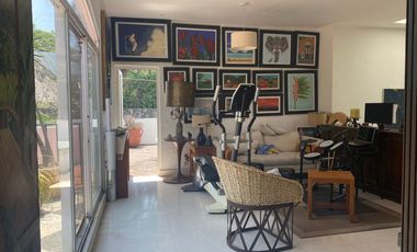 VENDO ESPECTACULAR RESIDENCIA MODERNA, CUERNAVACA, VISTAHERMOSA, SEGURIDAD 24