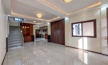 4 Bedroom Usrati House Single Attached in Dasmariñas Cavite | House and Lot for Sale | Property ID: RC033