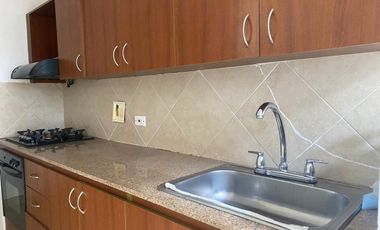 PR21786 Apartamento en arriendo en el sector Loma de las Brujas