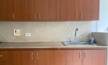 PR21786 Apartamento en arriendo en el sector Loma de las Brujas