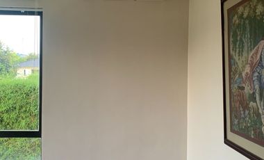 3storey House for lease with 7br