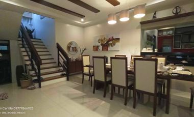 3storey House for lease with 7br