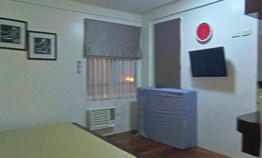 3storey House for lease with 7br