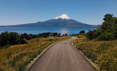 PARCELAS CON VISTA FULL PANORAMICA AL LAGO Y VOLCAN - BOSQUE MIRADOR