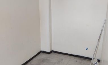 Amplia oficina en 3er piso, o escuela, o showroom o tatami, o taller.