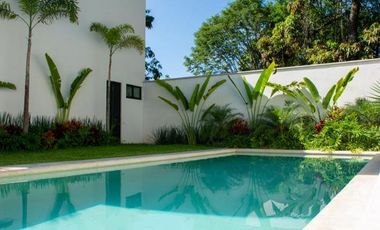 Casa de lujo de 3 recamaras 141 m2 de construcción, alberca, en el  centro de Jiutepec, Mor.