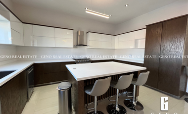 CASA EN VENTA EN VALLE ESCONDIDO CON ESPACIOS AMPLIOS