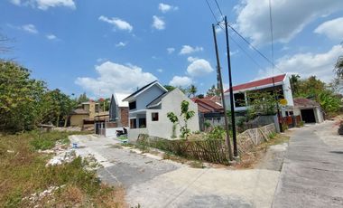Rumah dengan desain modern hanya 3 kilometer ke kampus UMY