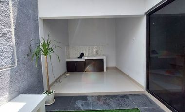 Rumah dengan desain modern hanya 3 kilometer ke kampus UMY