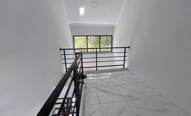 Rumah dengan desain modern hanya 3 kilometer ke kampus UMY